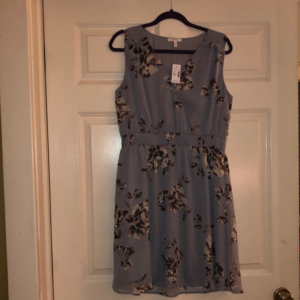 Maurice’s Gray floral sleeveless dress 🌸